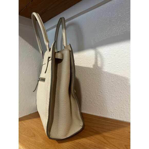 Dooney & Bourke East West Tassel Purse Cream EUC ☘️ - Picture 4 of 8